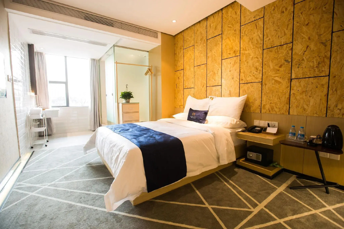 Arrivee Hotel
