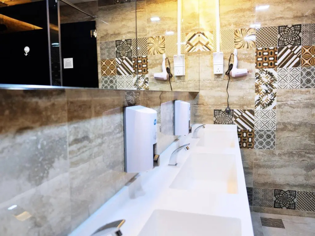 5footway.inn Project Chinatown 2