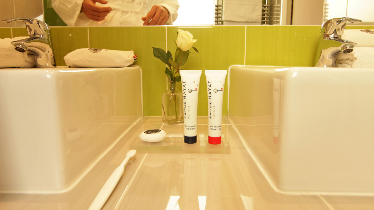 Hotel Glasgow Monceau Paris by Patrick Hayat