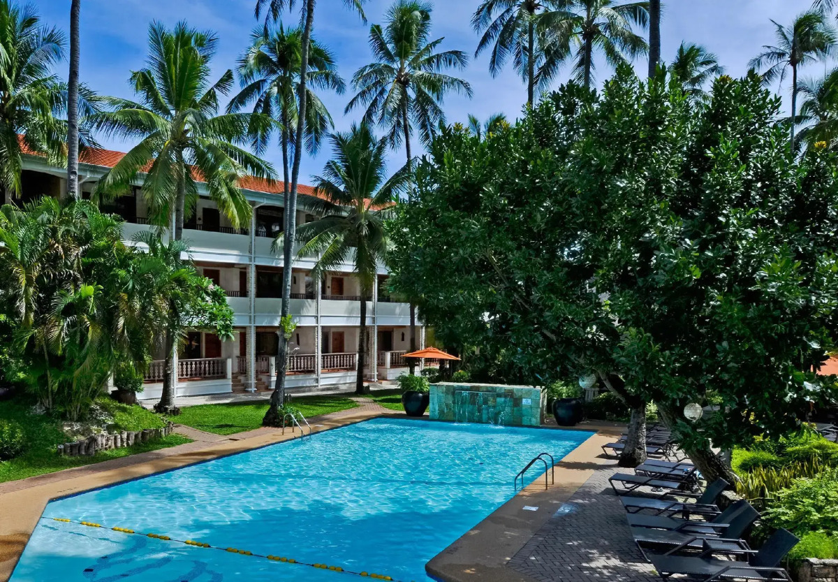 Costabella Tropical Beach Hotel