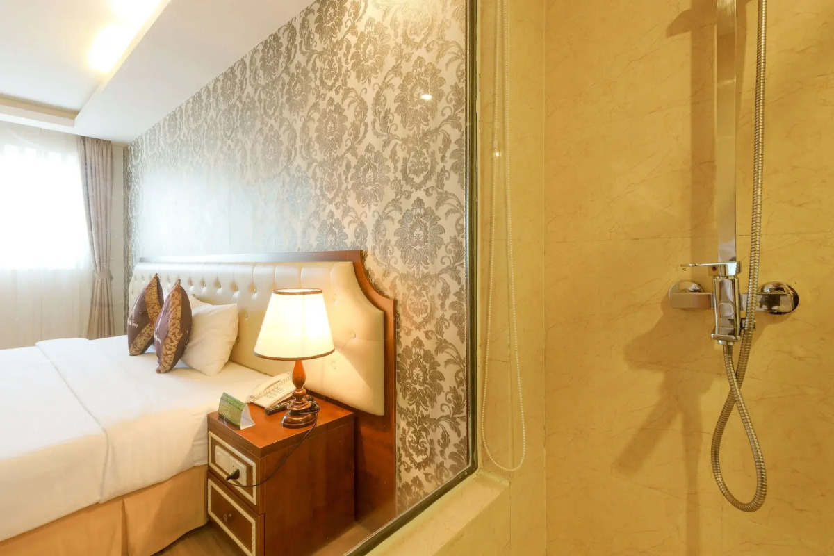 Paris Nha Trang Hotel & Apartment