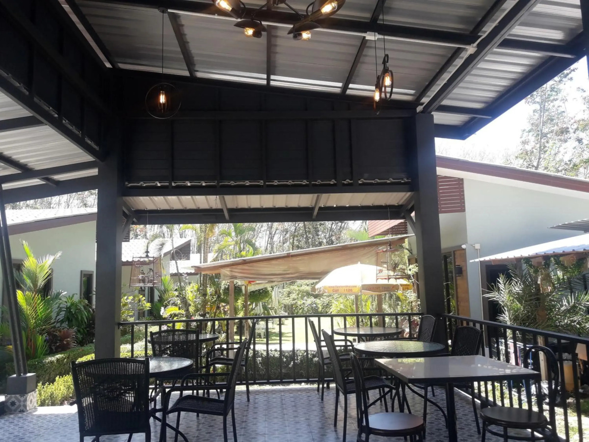 Phuket Sirinapha Resort