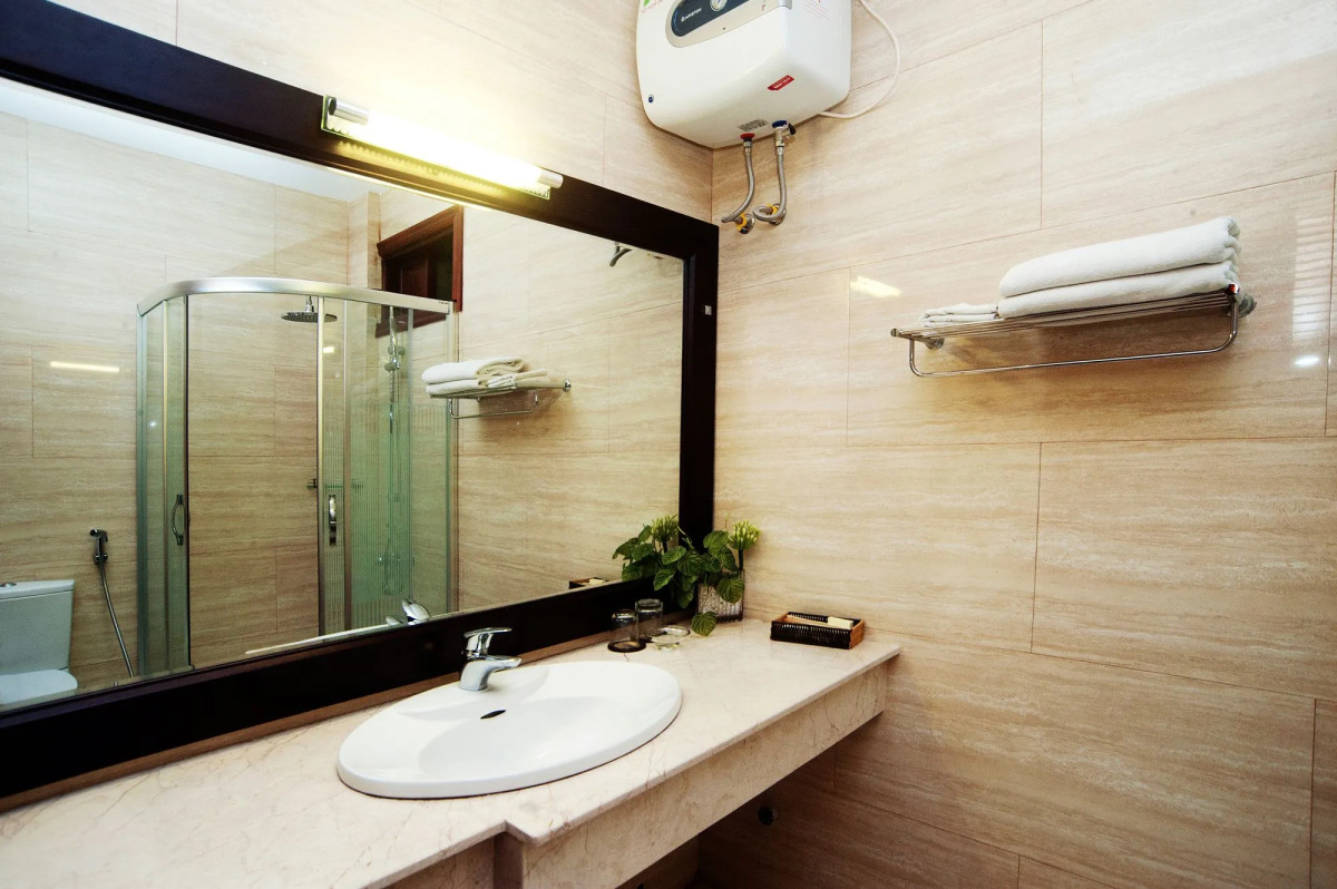 Hoang Linh Riverside Hotel