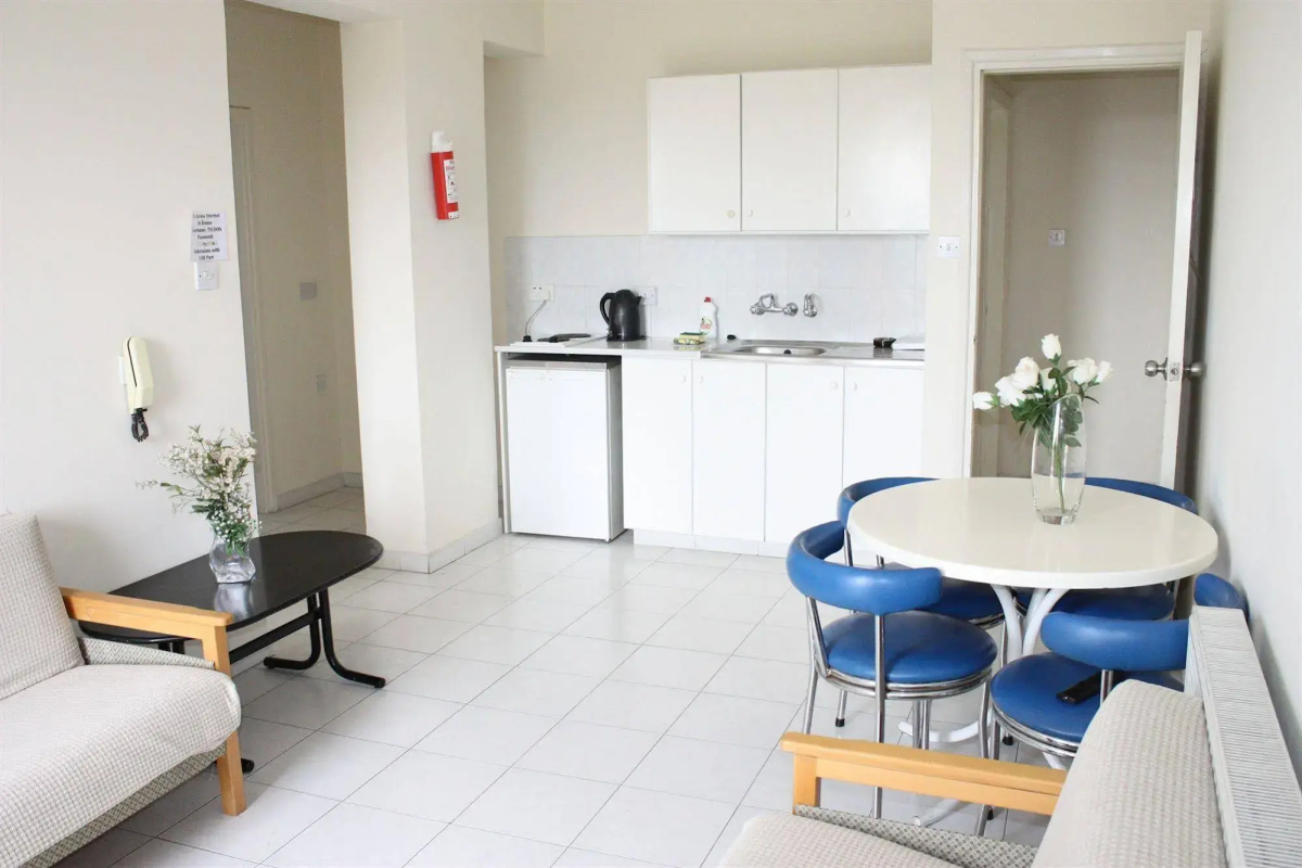 Tycoon Apartments