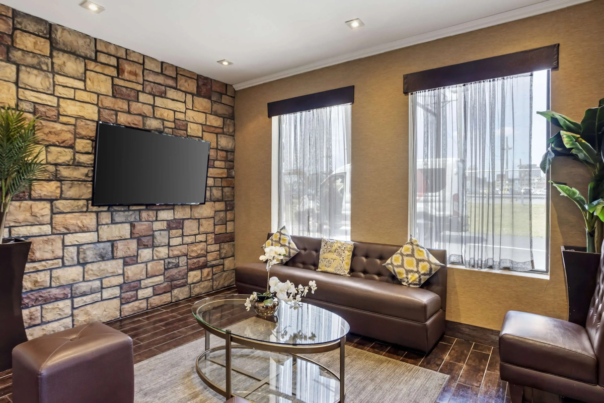 Best Western Plus Newark Airport West