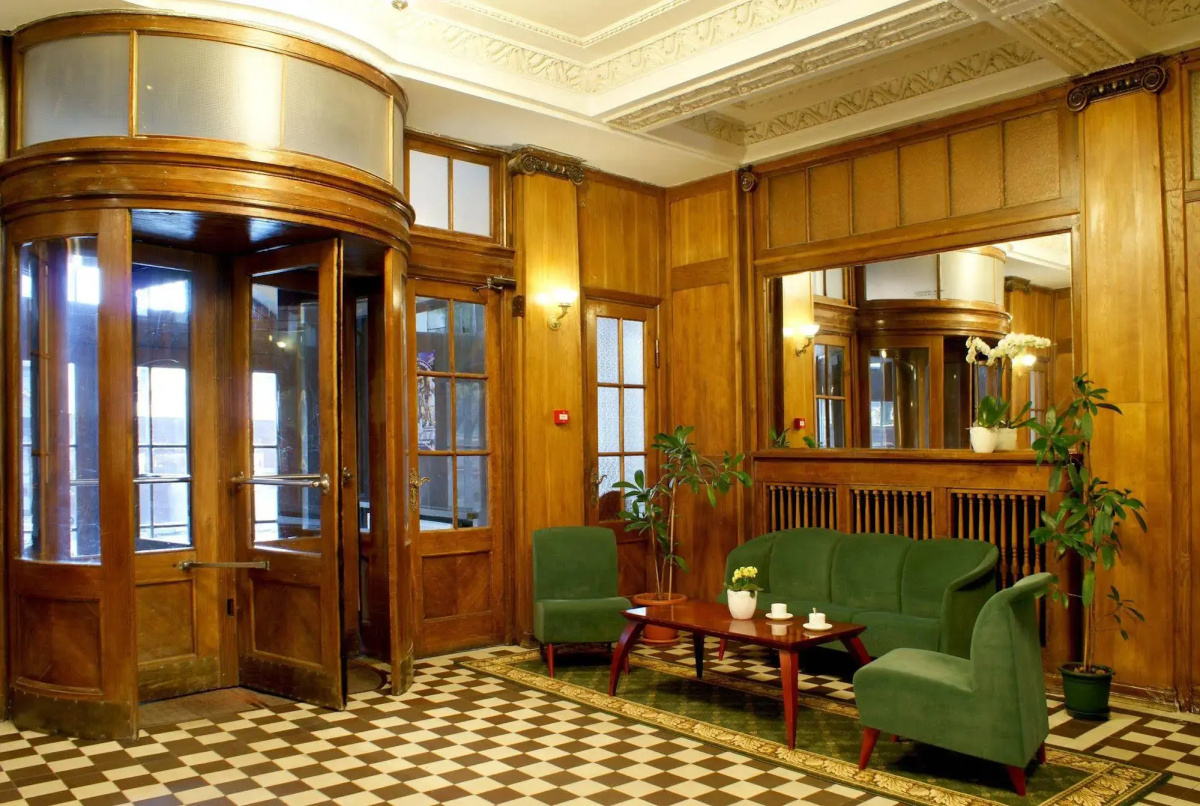 Hotel Metropolis