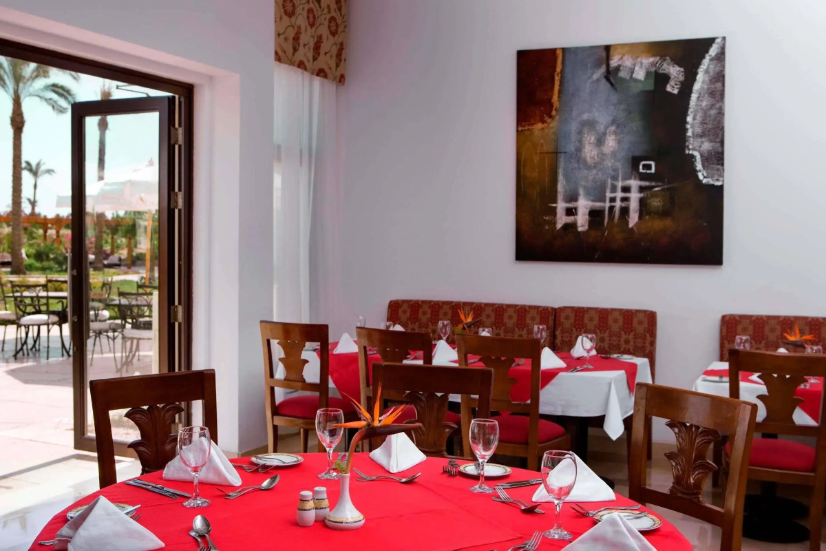 Steigenberger Al Dau Beach	