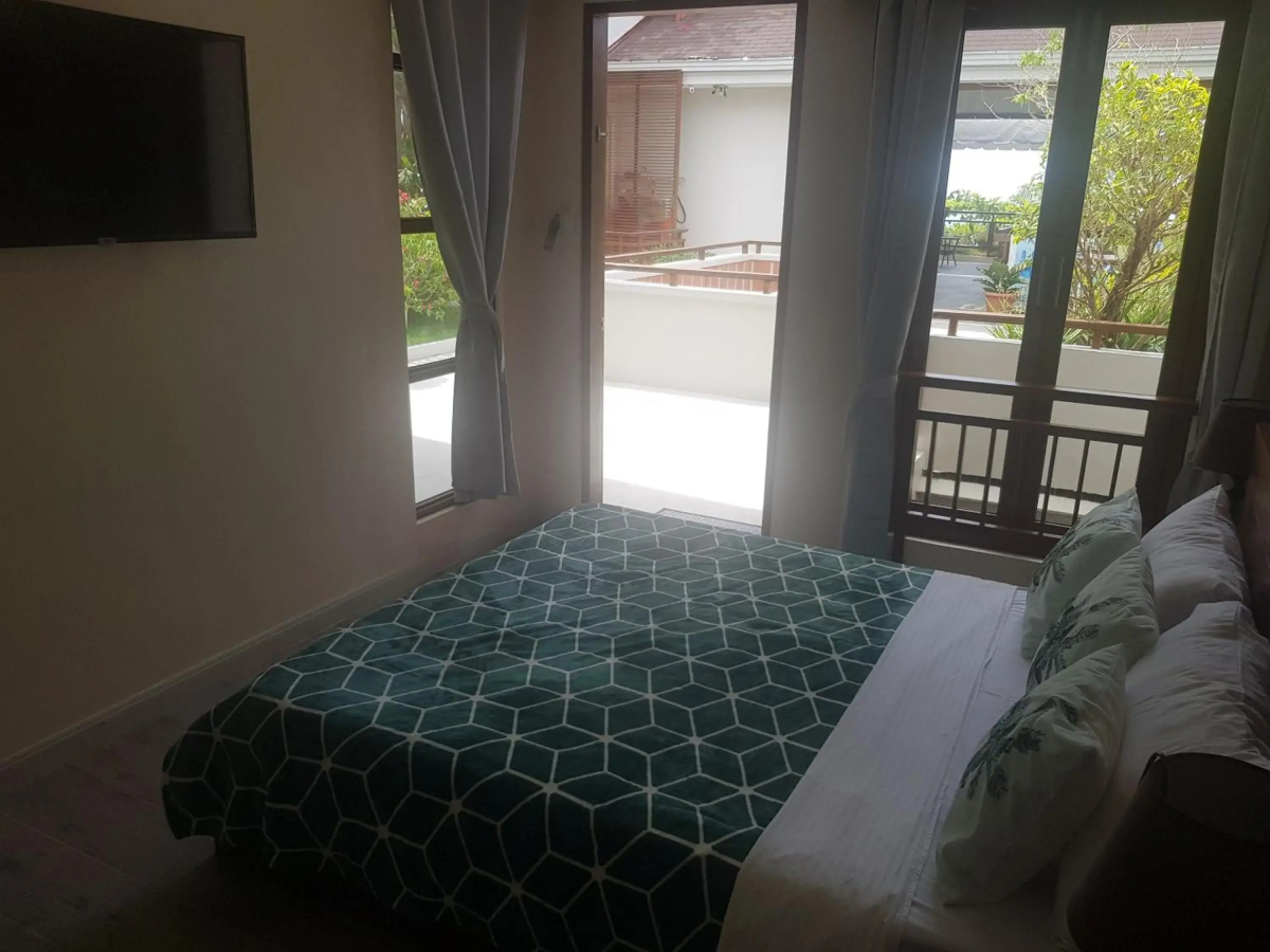 Hayahay Resort