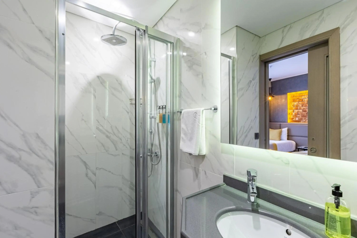 Seraglio Hotel & Suites