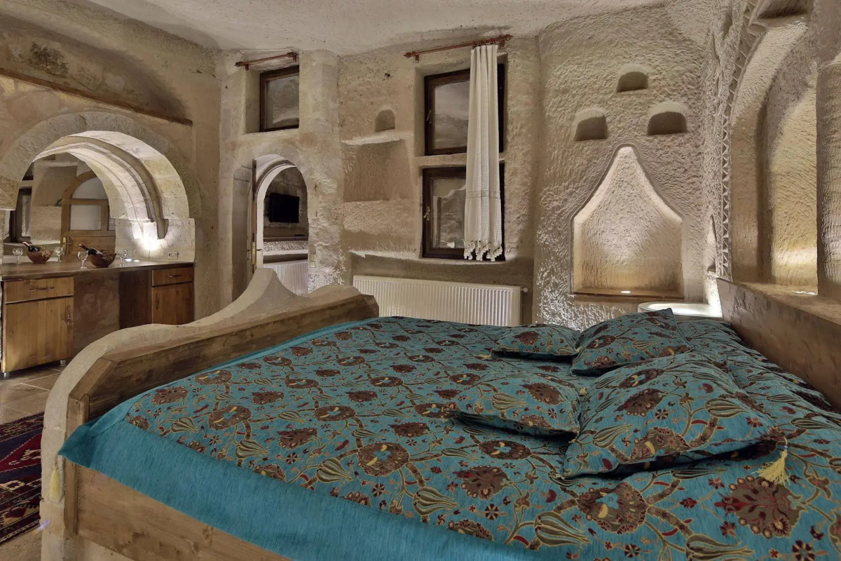 The Village Cave Hotel