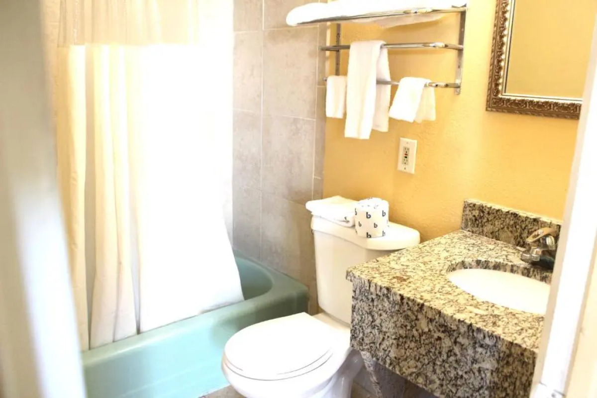 Budget Inn St Petersburg