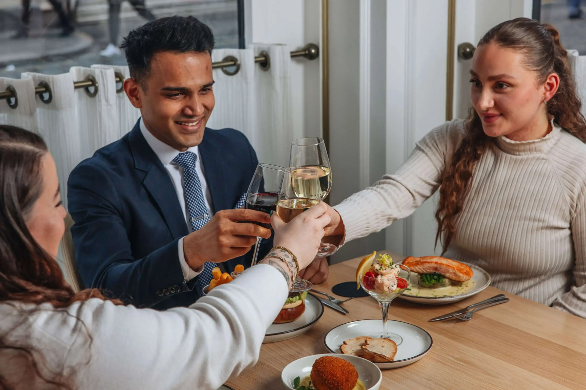 Отель Radisson Blu, London Bond Street