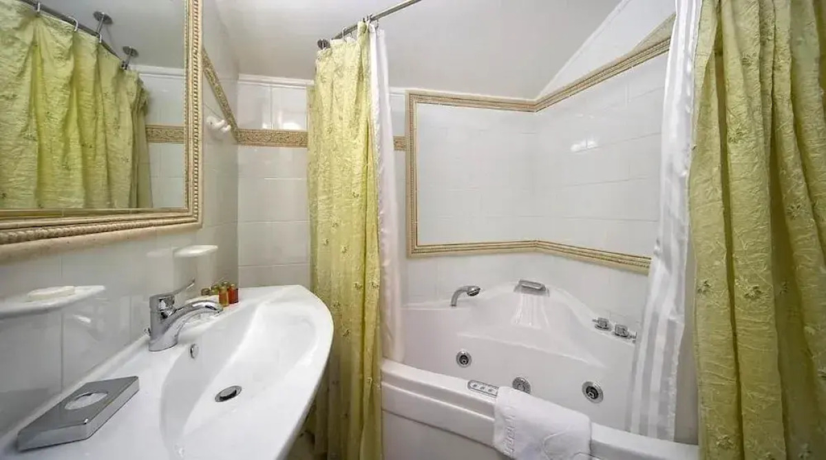 Отель Garden Palace