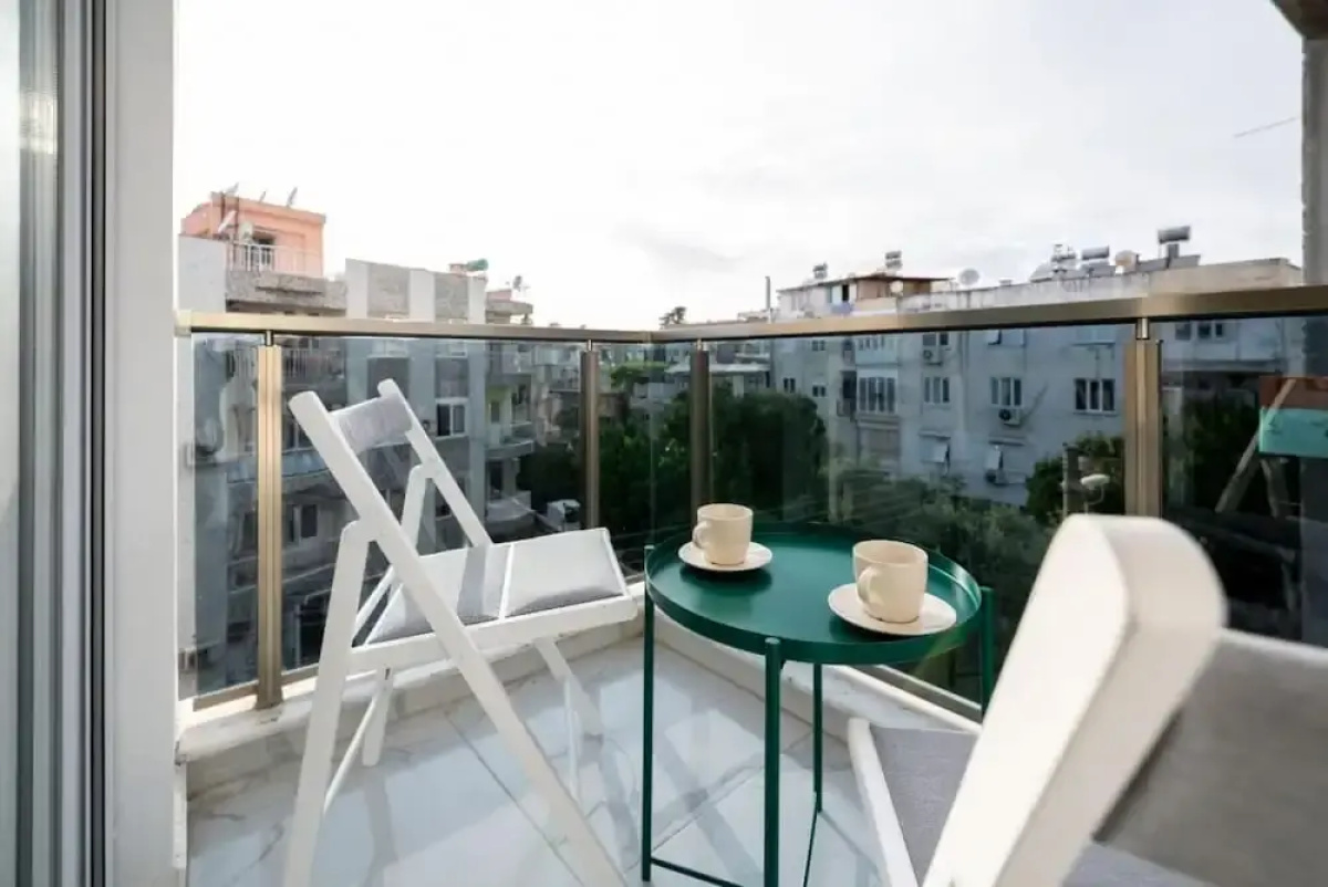 Missafir Modern Flat Near Beach in Muratpasa