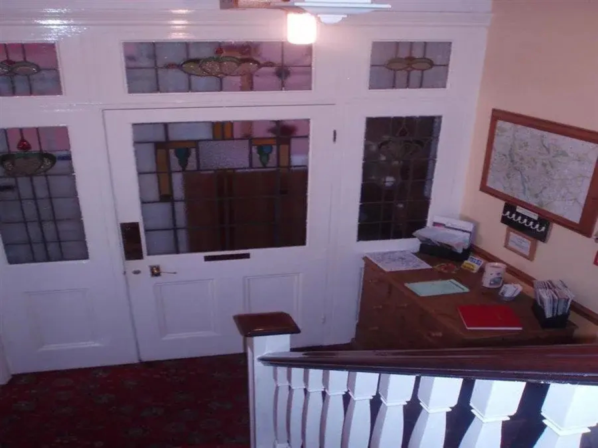 Oakcliffe Hotel