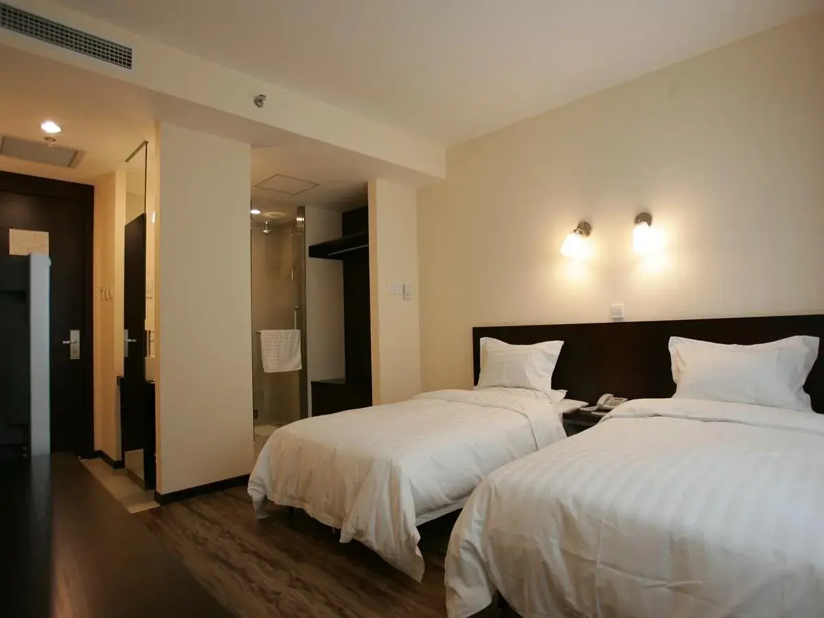Sunjoy Hotel