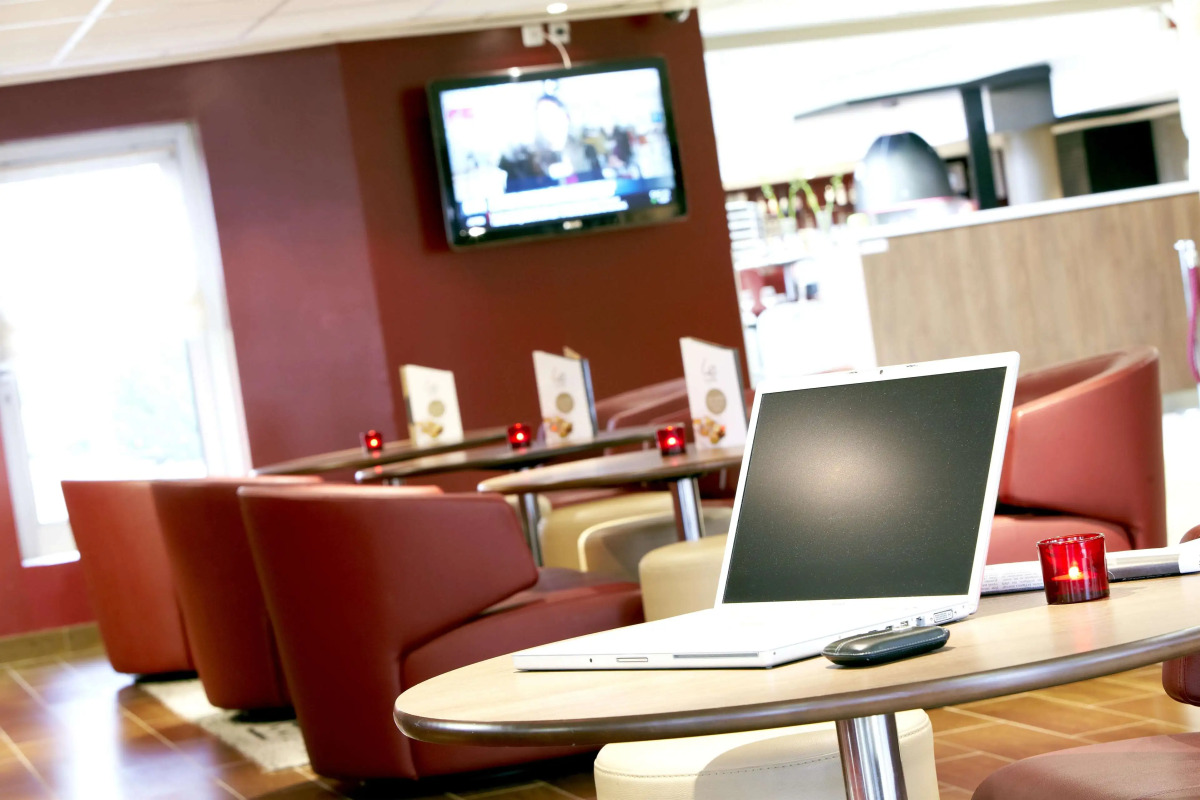 Отель Campanile Paris Est - Porte de Bagnolet 