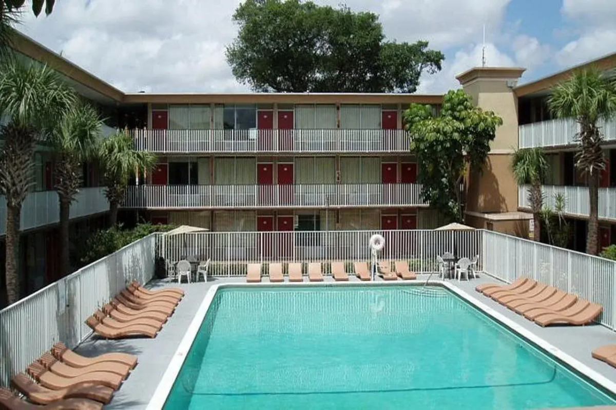 Red Carpet Inn Airport and Cruise Port Hotel Fort Lauderdale