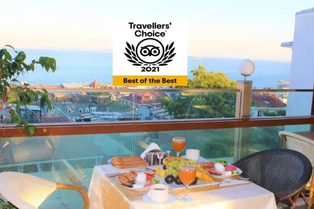 Nayla Palace Hotel