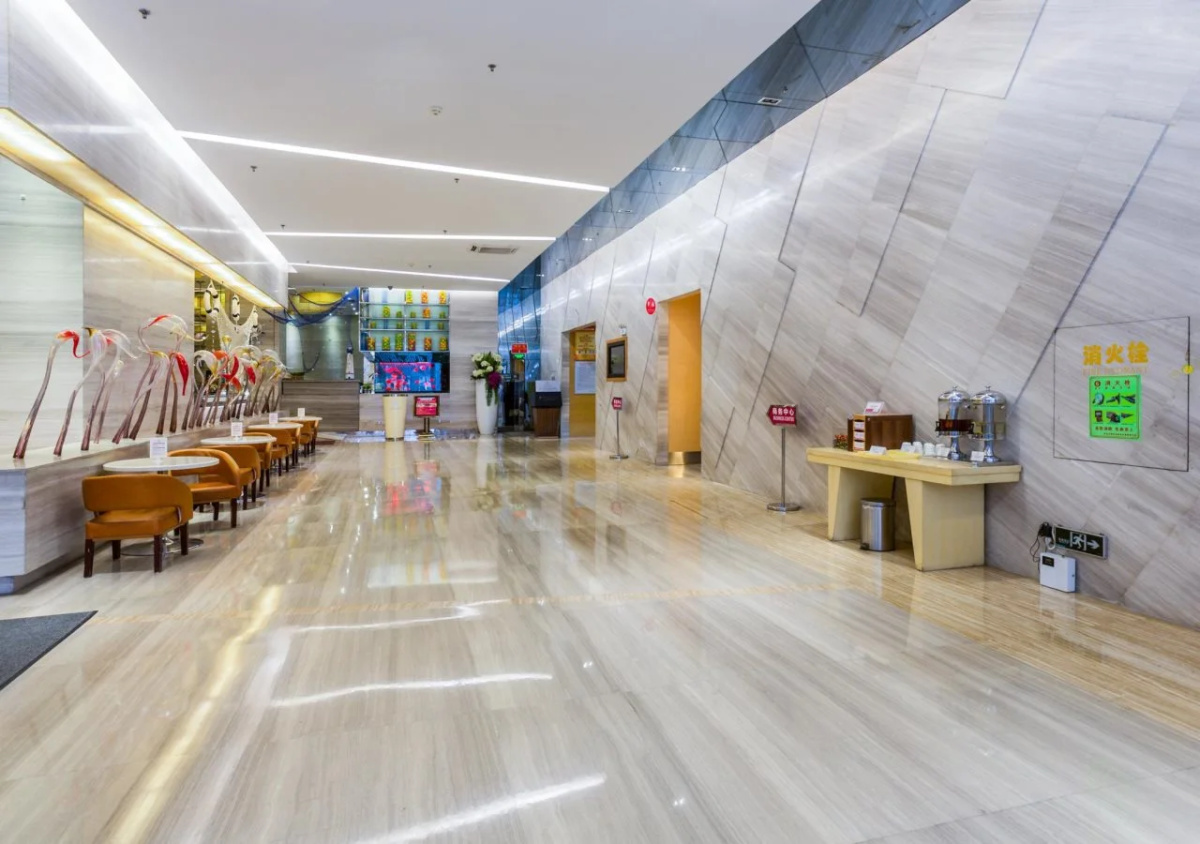 Ramada Plaza Shenzhen North