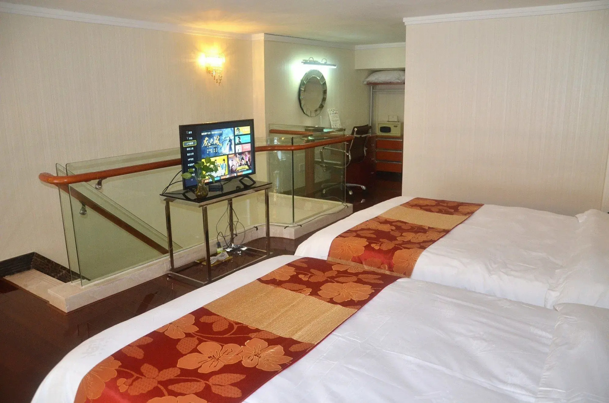 South & North International Apartment