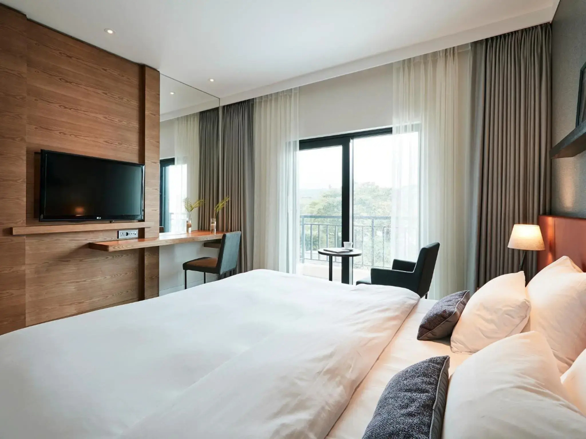 The Suites Hotel Jeju