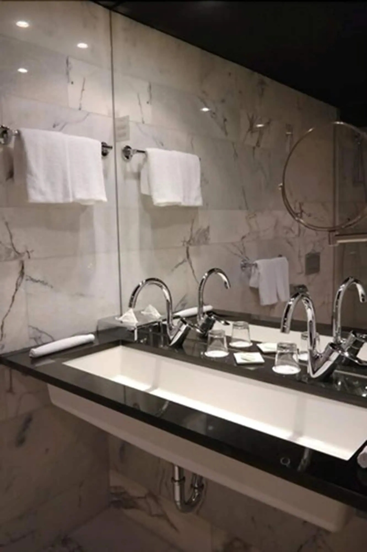 Отель Arcotel John F 