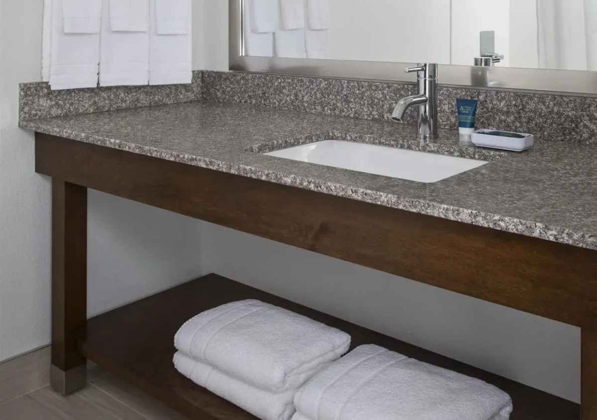 Four Points by Sheraton Buffalo Grove