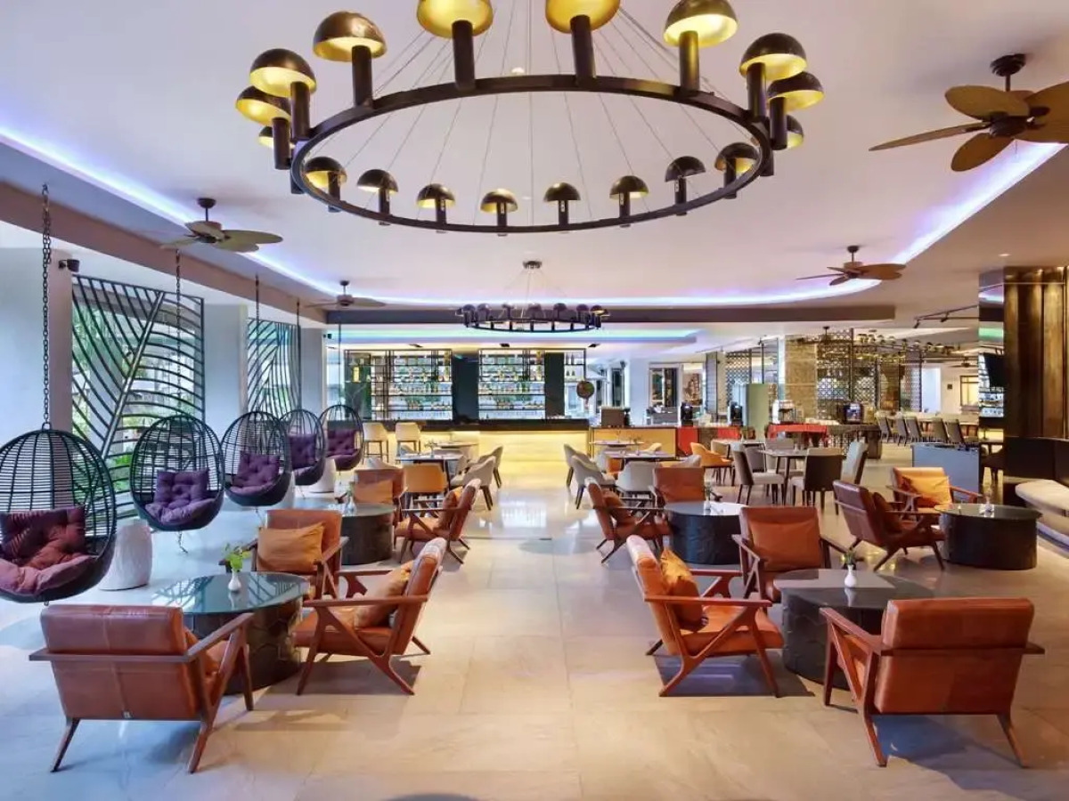 Отель Grand Mercure Bali Seminyak
