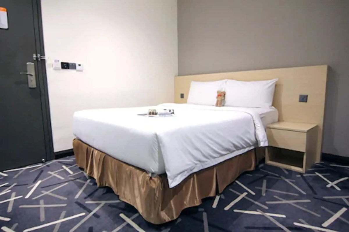 Pacific Express Hotel Central Market