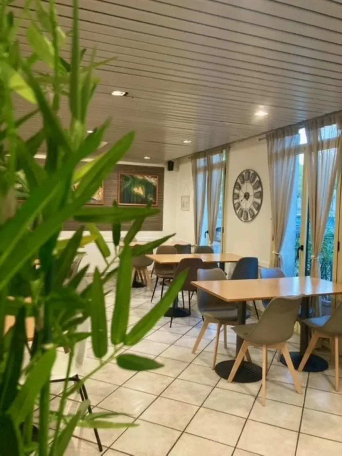 Kyriad Montpellier Centre - Antigone