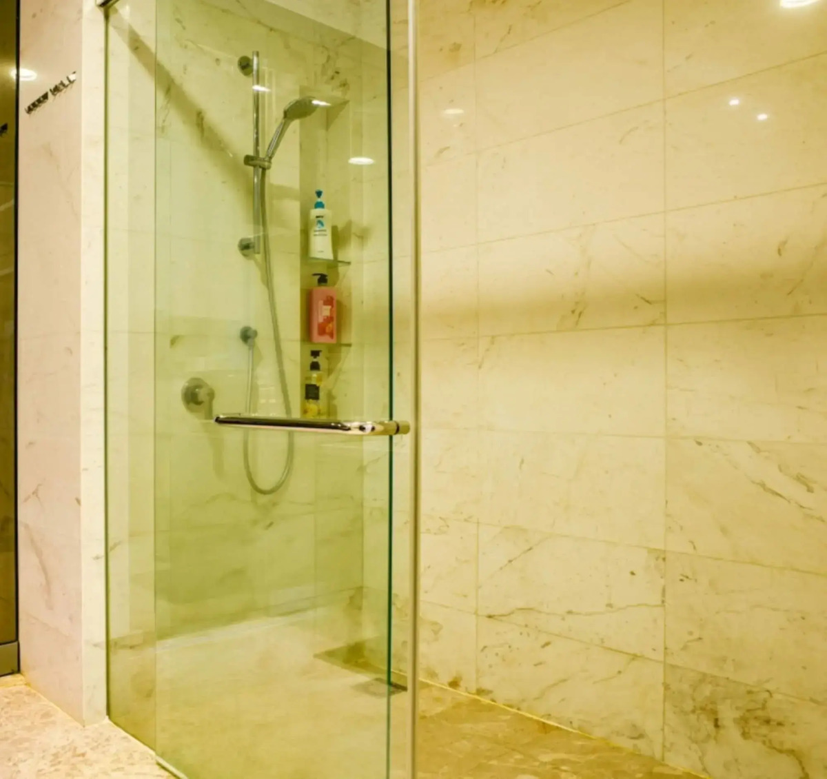 Flixses Suites At Platinum Klcc