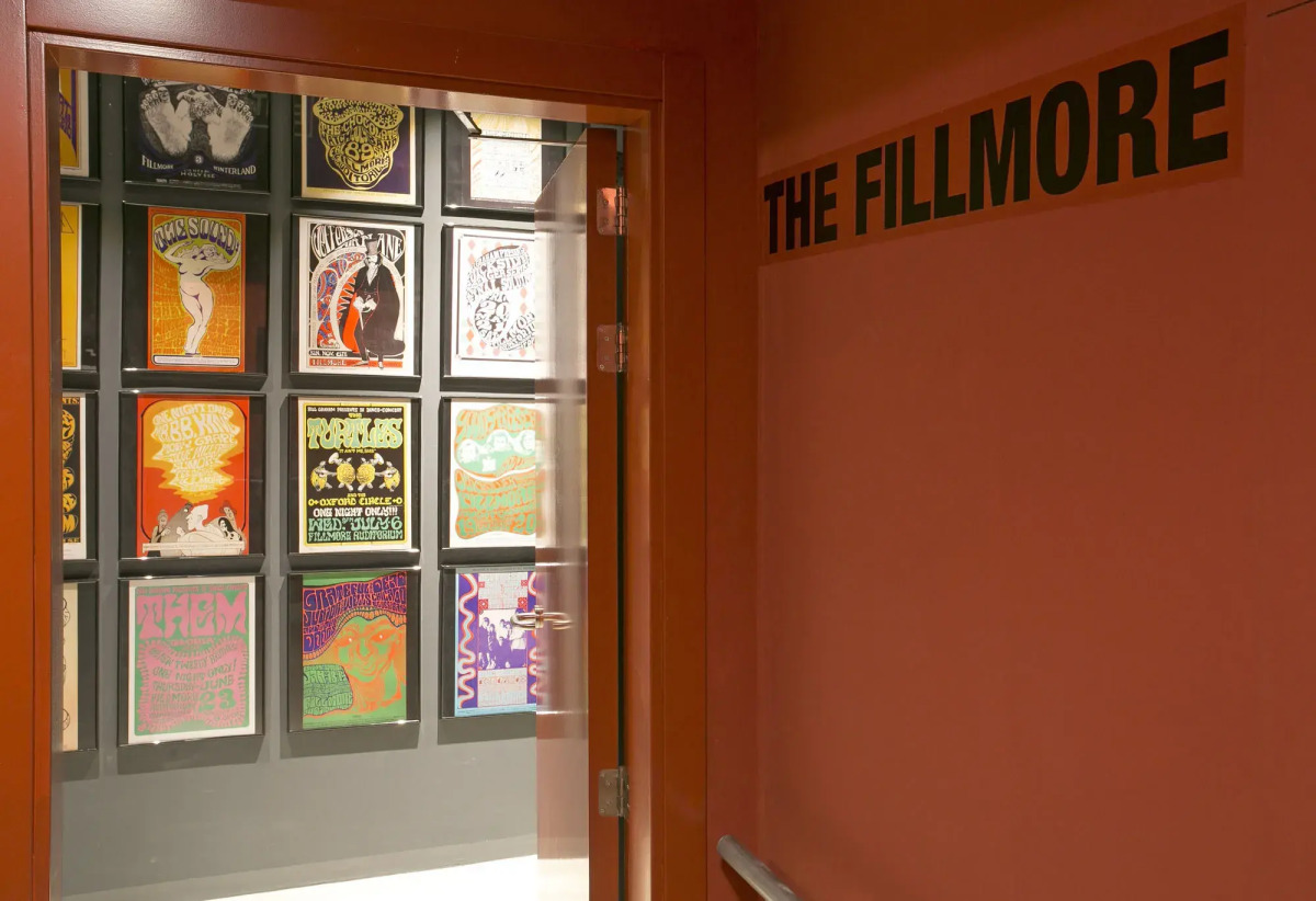 Sant Jordi Hostels Rock Palace