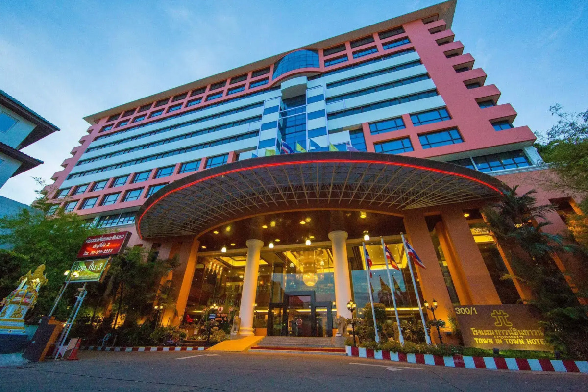 Town In Town Hotel Bangkok