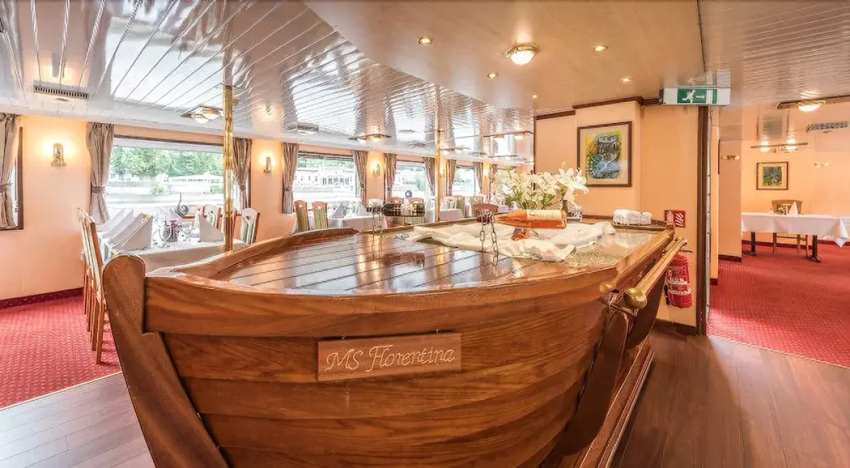 Florentina boat
