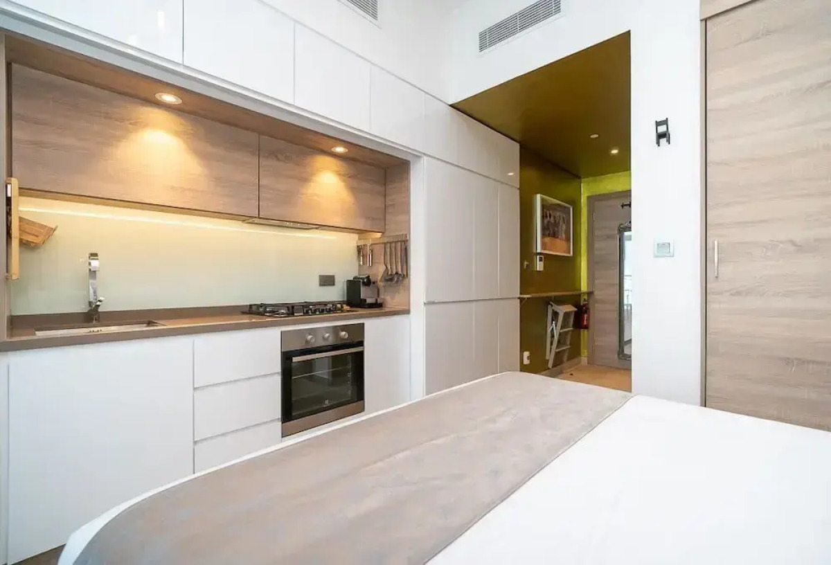 HiGuests - Studio One