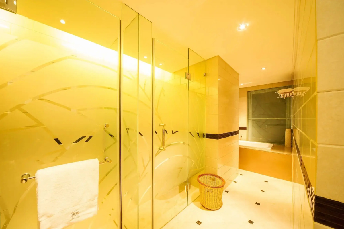 Paramount Gallery Hotel