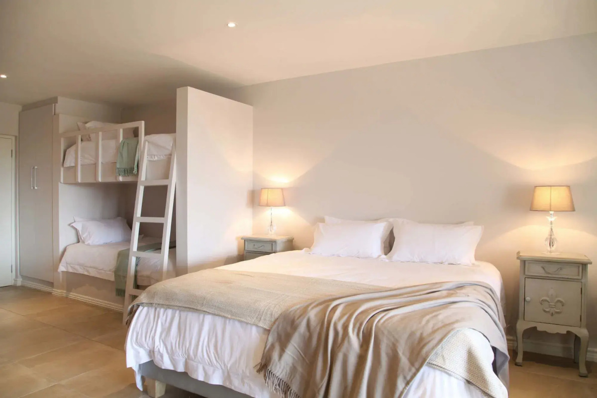 Sunrise Bay Self-Catering Accommodation