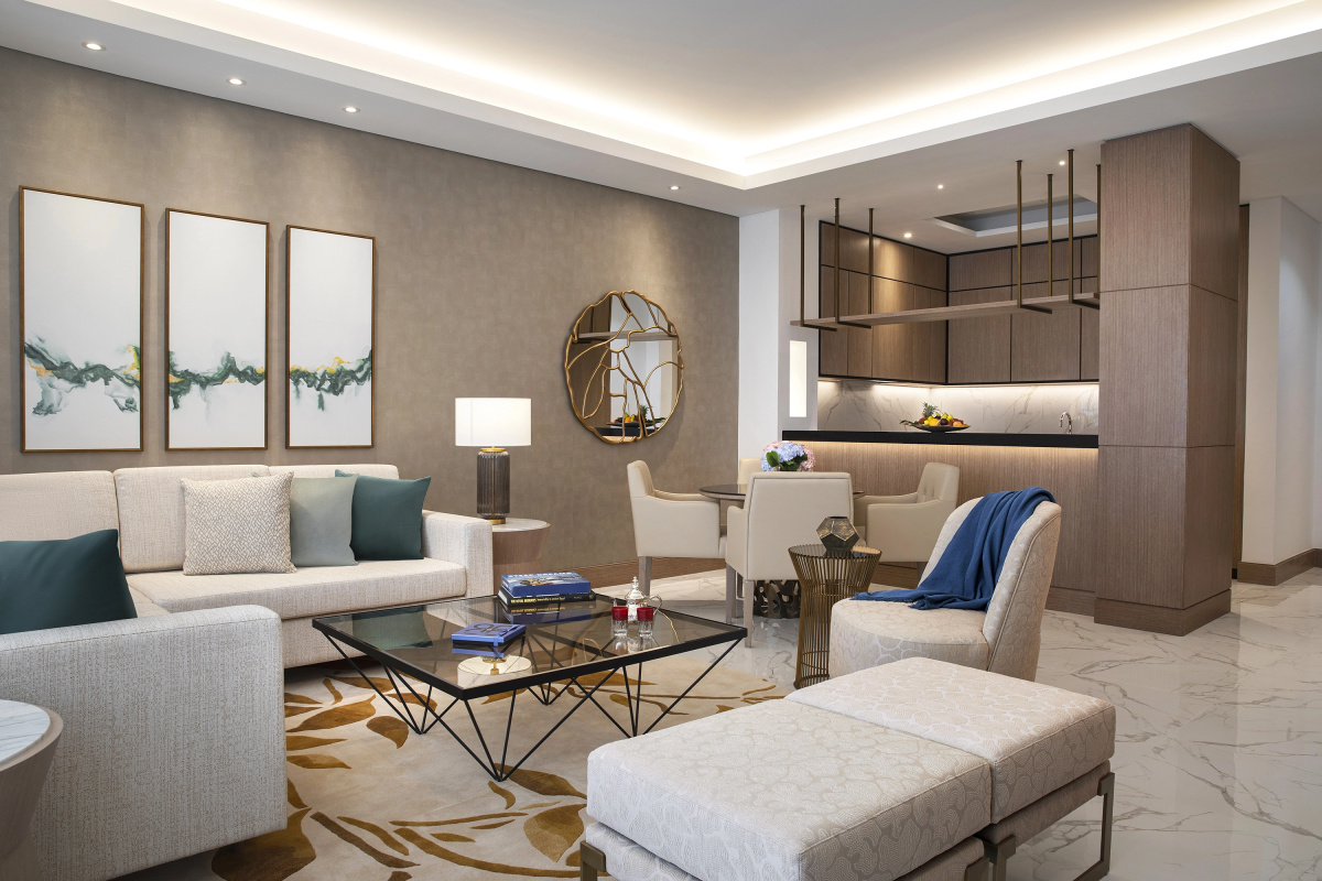 Al Jaddaf Rotana Suite Hotel