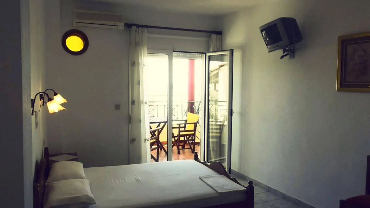 Hotel Papagalos