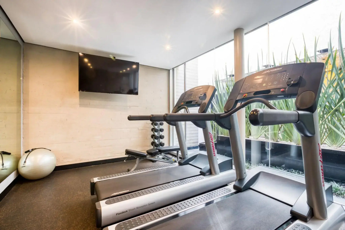 AR 218 Hotel by ULIV