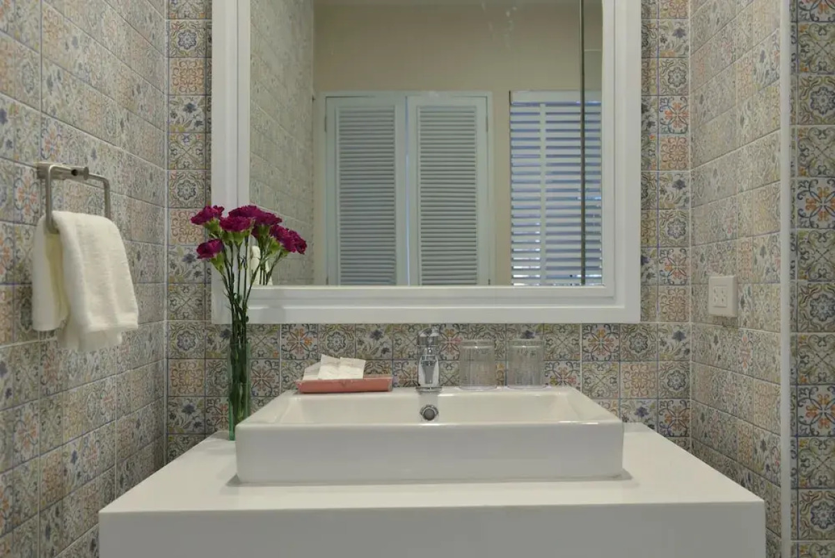 Siam Champs Elyseesi Unique Hotel