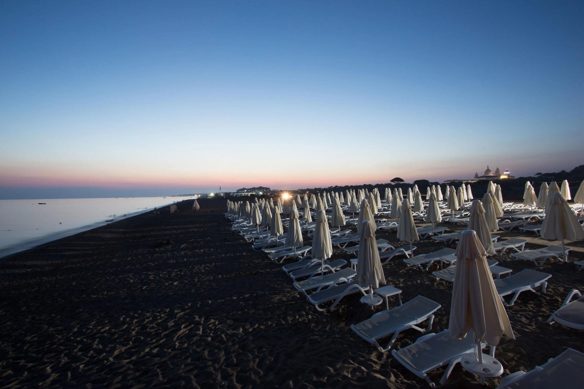 Water Side Resort & Spa