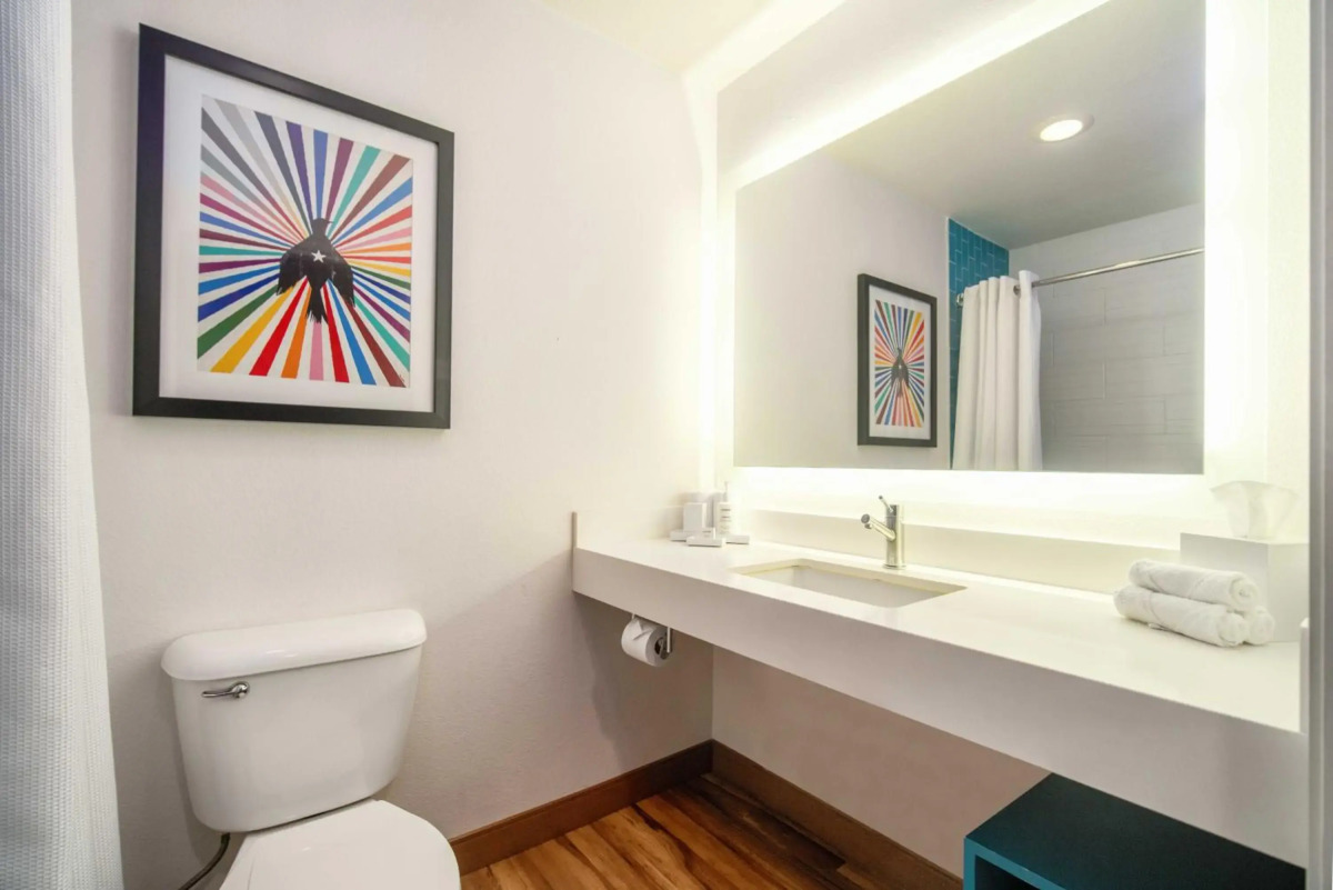 The Kinney - Venice Beach