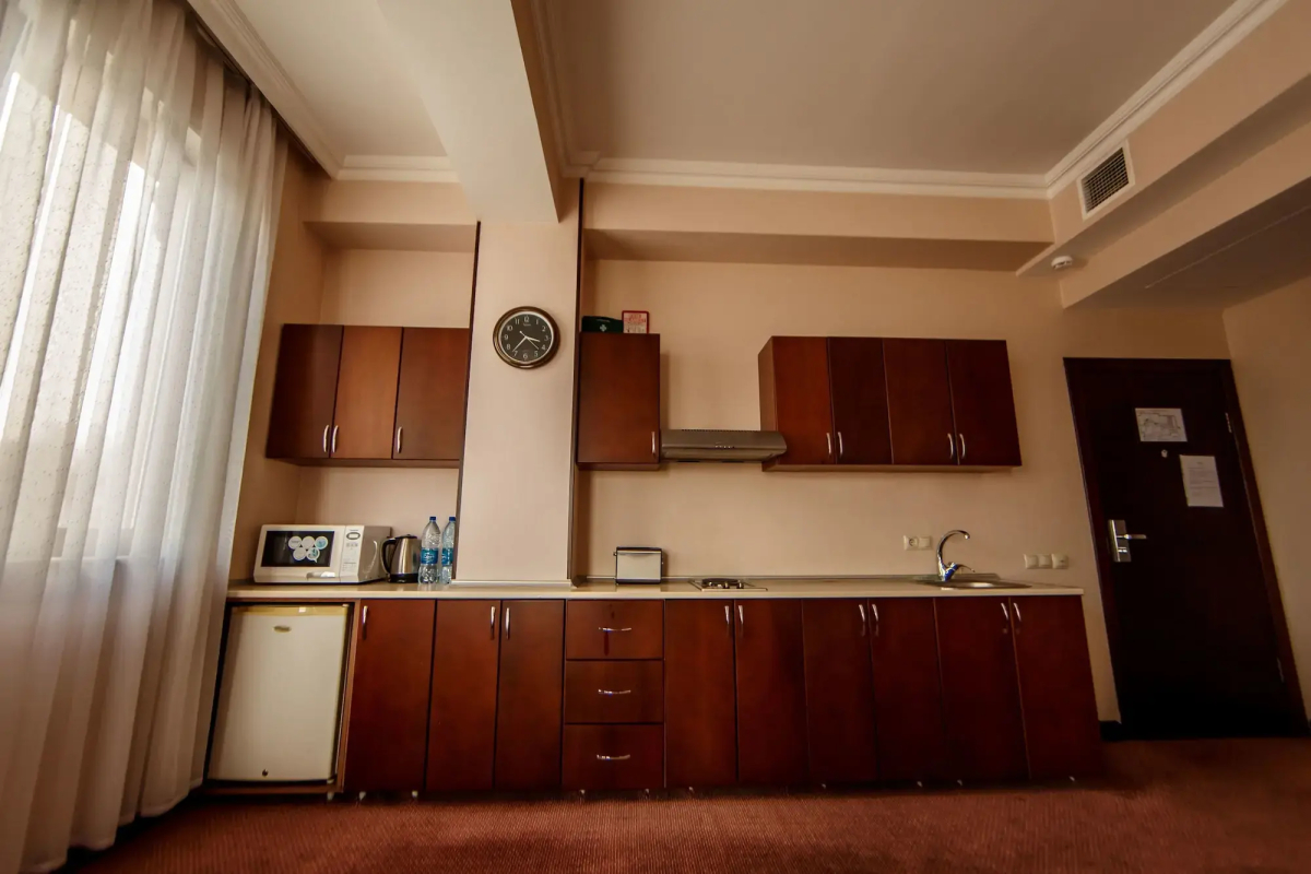 Отель The Crown