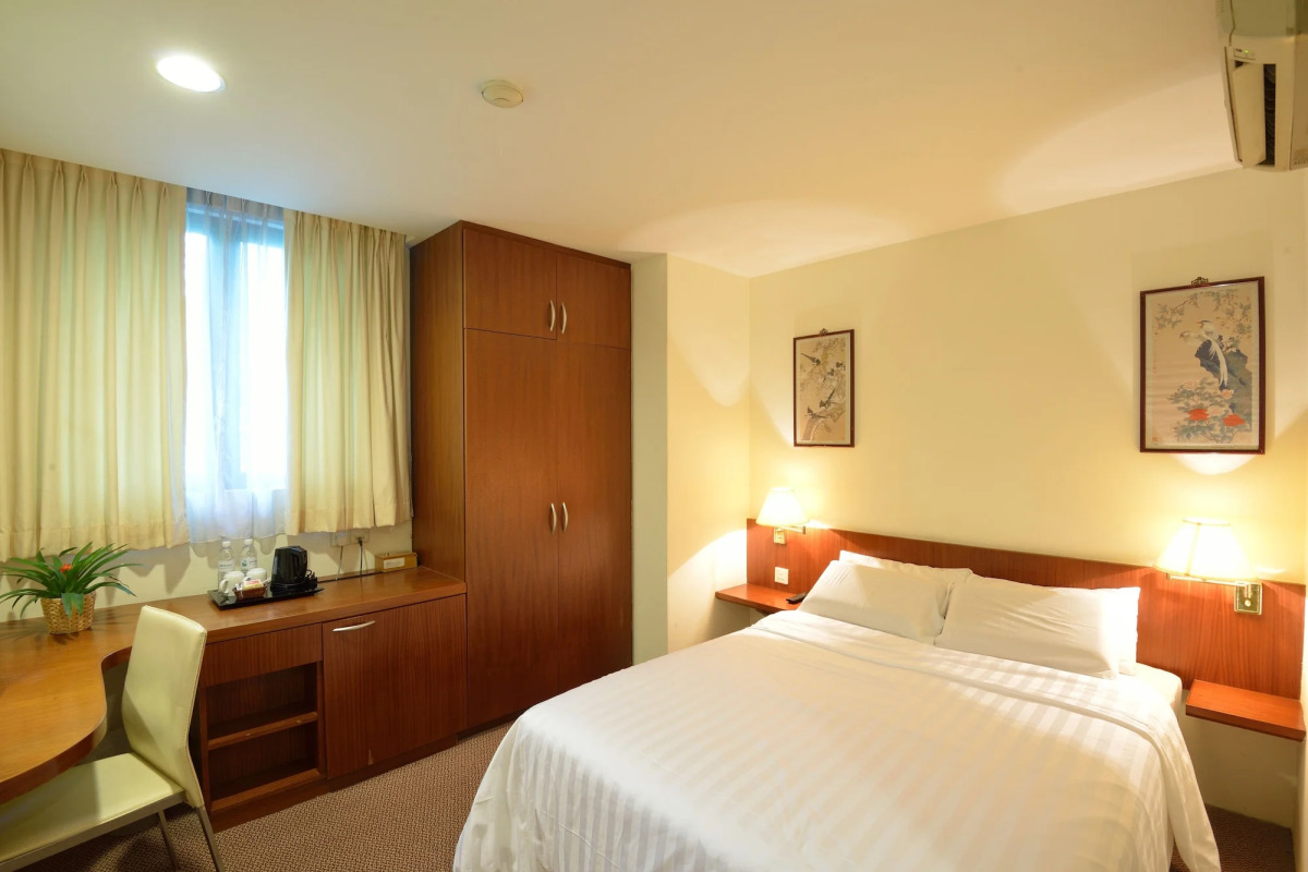 VIP Hotel (SG Clean Certified)