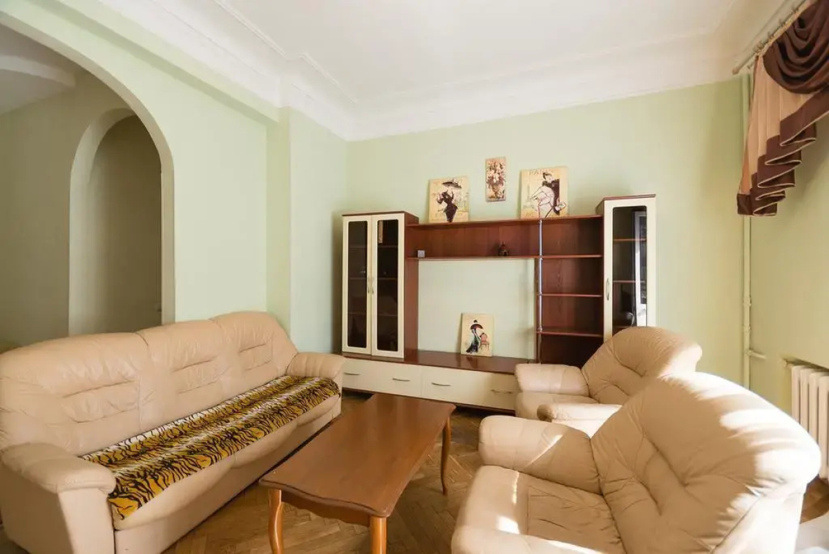 Prorizna Studio Kiev Apartment