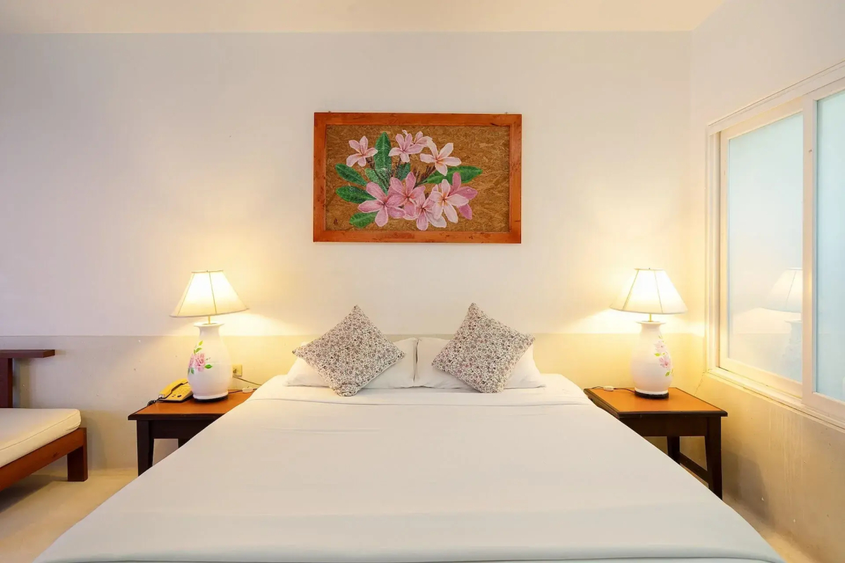 East Sea Paradise Hotel