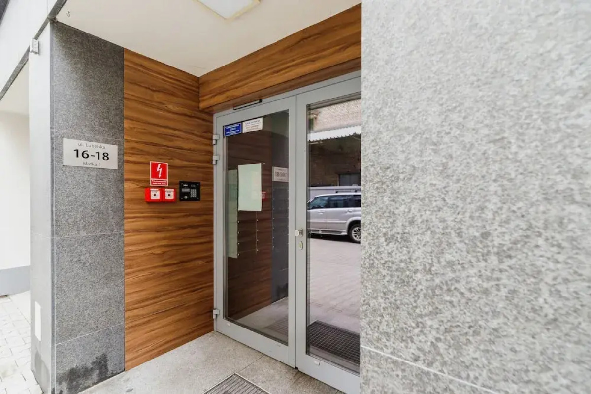 Studio Lubelska Cracow by Renters