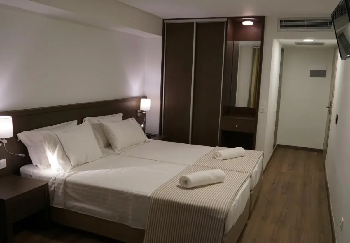 Piraeus Port Hotel